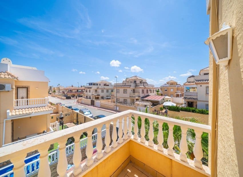 3 sypialnia Dom na sprzedaż w Ciudad Quesada z basenem - 289 000 € (Ref: 9920996)