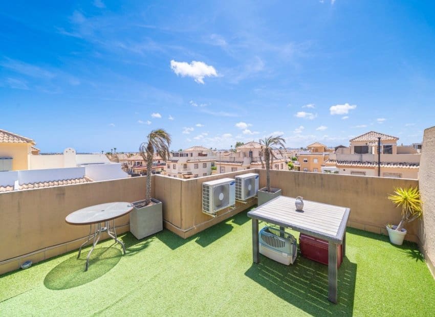 3 sypialnia Dom na sprzedaż w Ciudad Quesada z basenem - 289 000 € (Ref: 9920996)