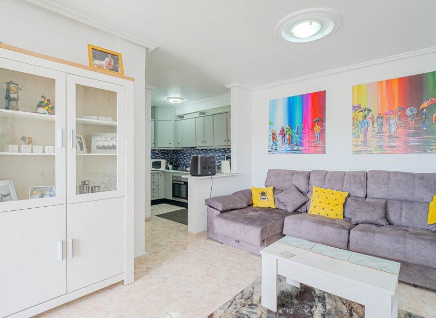 2 slaapkamer Appartement te koop in Ciudad Quesada met zwembad - € 137.950 (Ref: 9920998)