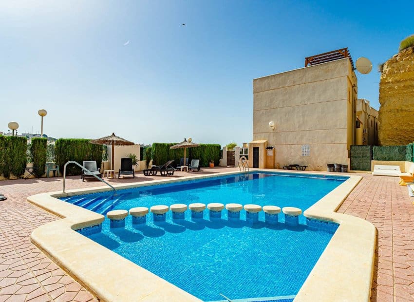 2 slaapkamer Appartement te koop in Ciudad Quesada met zwembad - € 137.950 (Ref: 9920998)