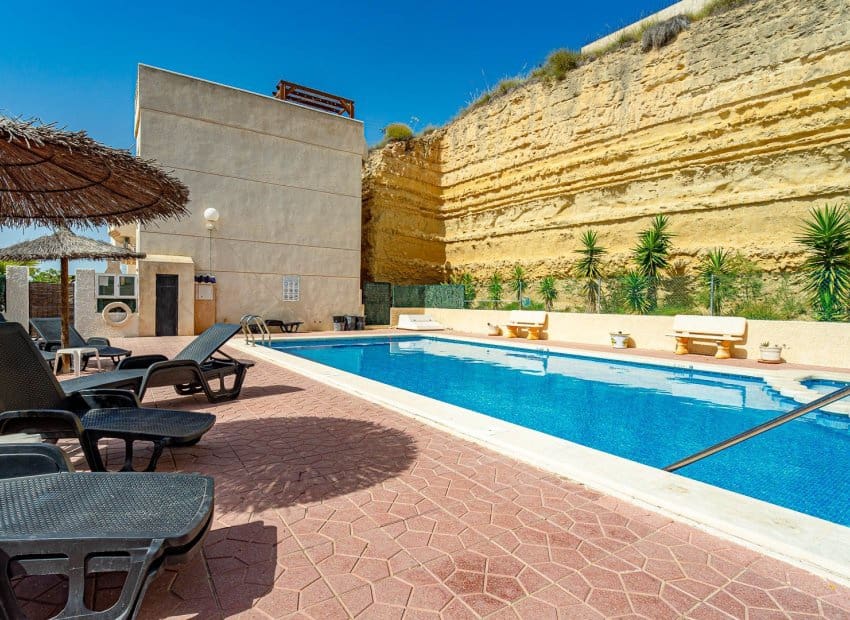 2 slaapkamer Appartement te koop in Ciudad Quesada met zwembad - € 137.950 (Ref: 9920998)