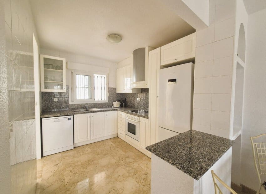 2 slaapkamer Huis te koop in Las Ramblas Golf met zwembad - € 229.000 (Ref: 9920999)