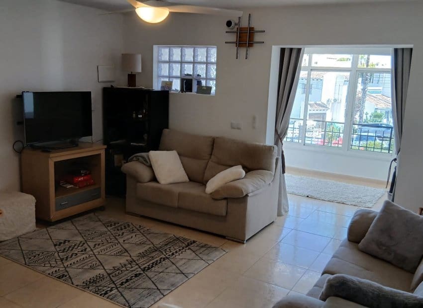 2 Zimmer Haus zu verkaufen in Villamartin mit Pool - 219.950 € (Ref: 9921001)