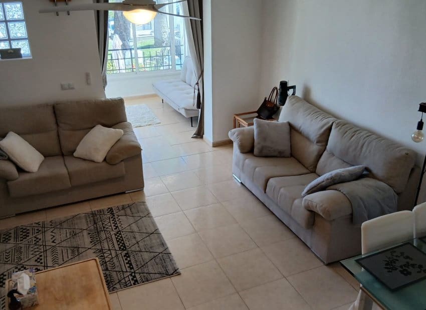 2 Zimmer Haus zu verkaufen in Villamartin mit Pool - 219.950 € (Ref: 9921001)