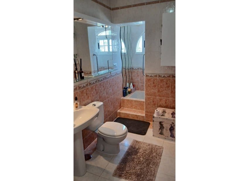 2 Zimmer Haus zu verkaufen in Villamartin mit Pool - 219.950 € (Ref: 9921001)