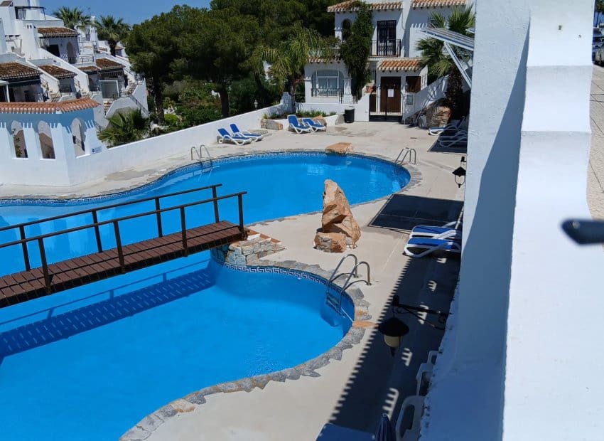 2 Zimmer Haus zu verkaufen in Villamartin mit Pool - 219.950 € (Ref: 9921001)