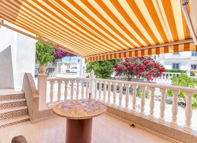 4 soveværelse Villa til salg i Doña Pepa, Rojales med swimmingpool - € 495.000 (Ref: 9921004)