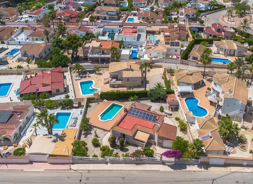 4 bedroom Villa for sale in Dona Pepa with pool - € 495,000 (Ref: 9921004)