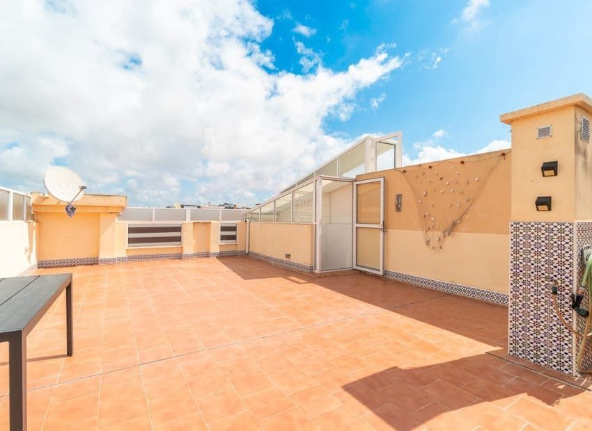 2 Zimmer Apartment zu verkaufen in Orihuela Costa mit Pool - 150.000 € (Ref: 9921006)