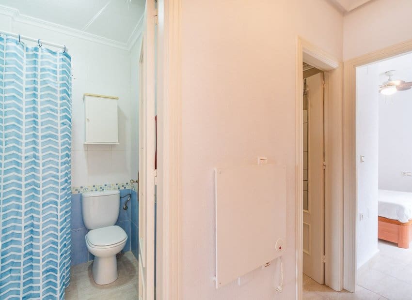 2 Zimmer Apartment zu verkaufen in Orihuela Costa mit Pool - 150.000 € (Ref: 9921006)