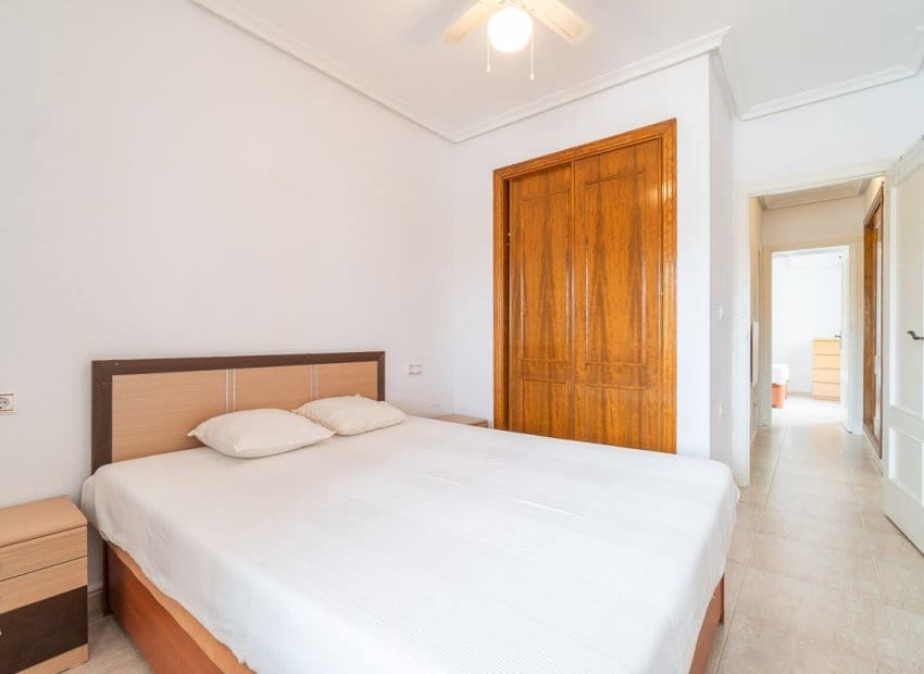 2 Zimmer Apartment zu verkaufen in Orihuela Costa mit Pool - 150.000 € (Ref: 9921006)