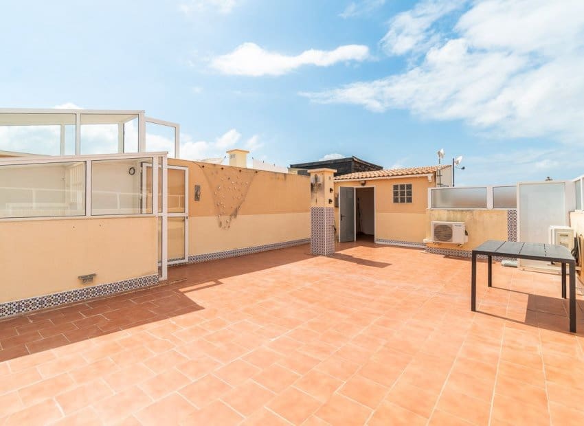 2 Zimmer Apartment zu verkaufen in Orihuela Costa mit Pool - 150.000 € (Ref: 9921006)