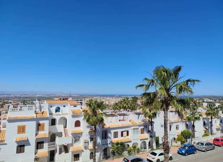 2 sovrum Lägenhet till salu i Ciudad Quesada - 215 000 € (Ref: 9921007)