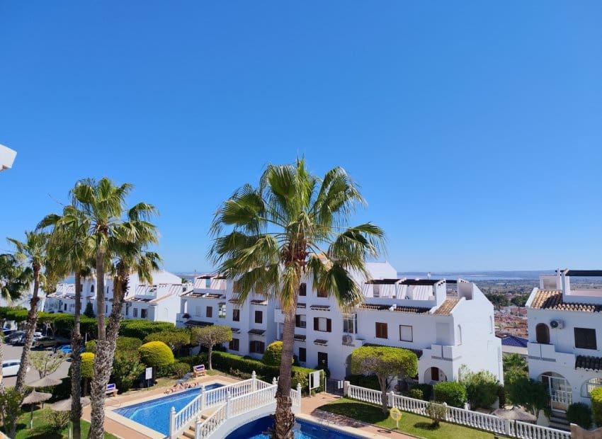 2 sovrum Lägenhet till salu i Ciudad Quesada - 215 000 € (Ref: 9921007)