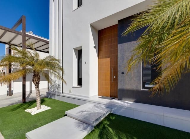 3 soverom Villa til salgs i Pinar de Campoverde, Pilar de la Horadada med svømmebasseng - € 586 000 (Ref: 9921011)