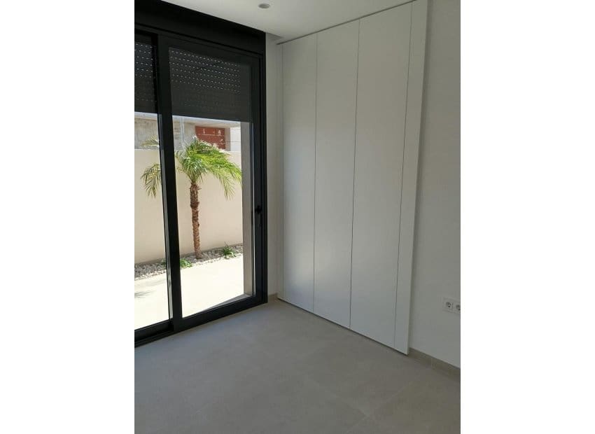 3 sypialnia Willa na sprzedaż w Pilar de la Horadada z basenem - 586 000 € (Ref: 9921011)
