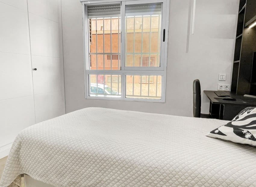 3 soveværelse Lejlighed til salg i Torrevieja - € 236.000 (Ref: 9921012)