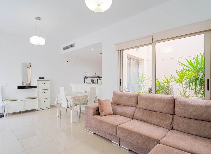 3 bedroom Townhouse for sale in Punta Prima with pool - € 355,000 (Ref: 9927921)