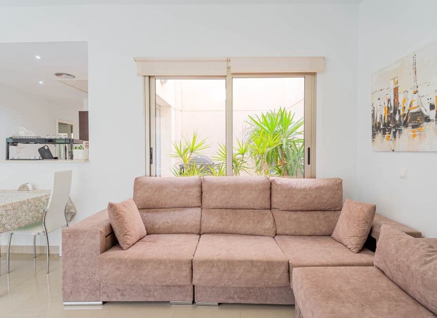 3 bedroom Townhouse for sale in Punta Prima with pool - € 355,000 (Ref: 9927921)