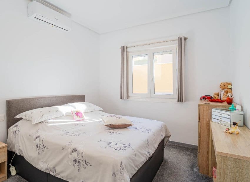 2 sypialnia Willa na sprzedaż w Los Altos z basenem - 255 000 € (Ref: 9927922)
