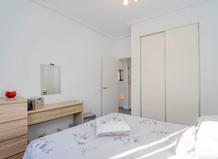 2 sypialnia Willa na sprzedaż w Los Altos z basenem - 255 000 € (Ref: 9927922)