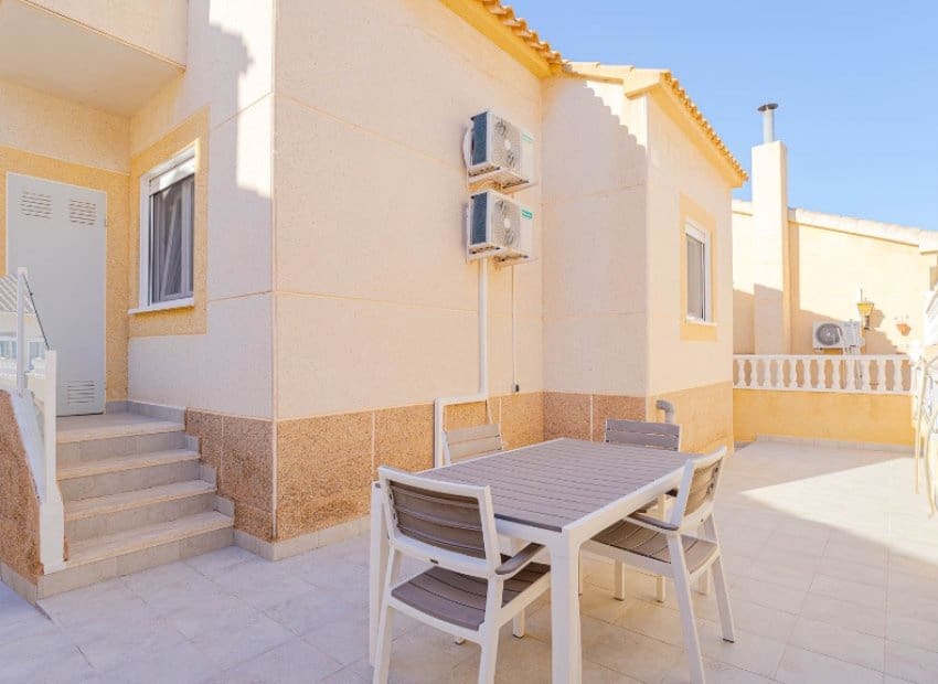2 sypialnia Willa na sprzedaż w Los Altos z basenem - 255 000 € (Ref: 9927922)