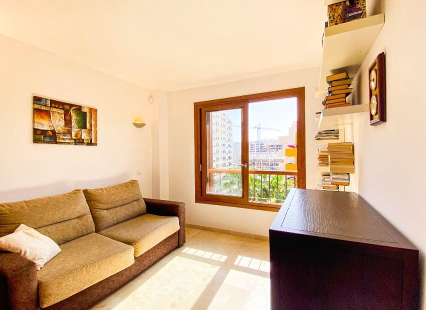 2 bedroom Apartment for sale in Punta Prima with pool - € 270,000 (Ref: 9927923)