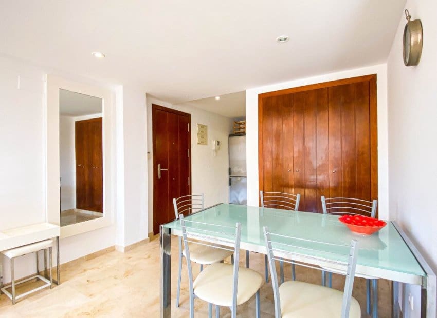 2 bedroom Apartment for sale in Punta Prima with pool - € 270,000 (Ref: 9927923)