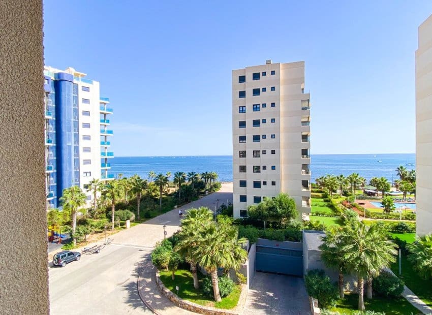 2 bedroom Apartment for sale in Punta Prima with pool - € 270,000 (Ref: 9927923)