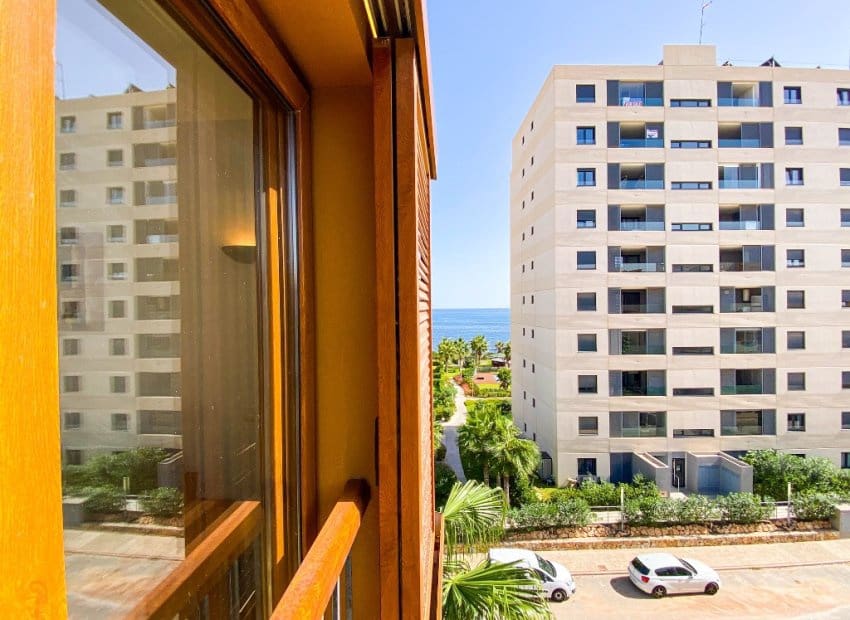 2 bedroom Apartment for sale in Punta Prima with pool - € 270,000 (Ref: 9927923)