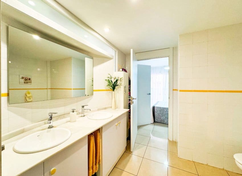 2 makuuhuone Huoneisto myytävänä paikassa Orihuela Costa mukana uima-altaan - 260 000 € (Ref: 9927924)