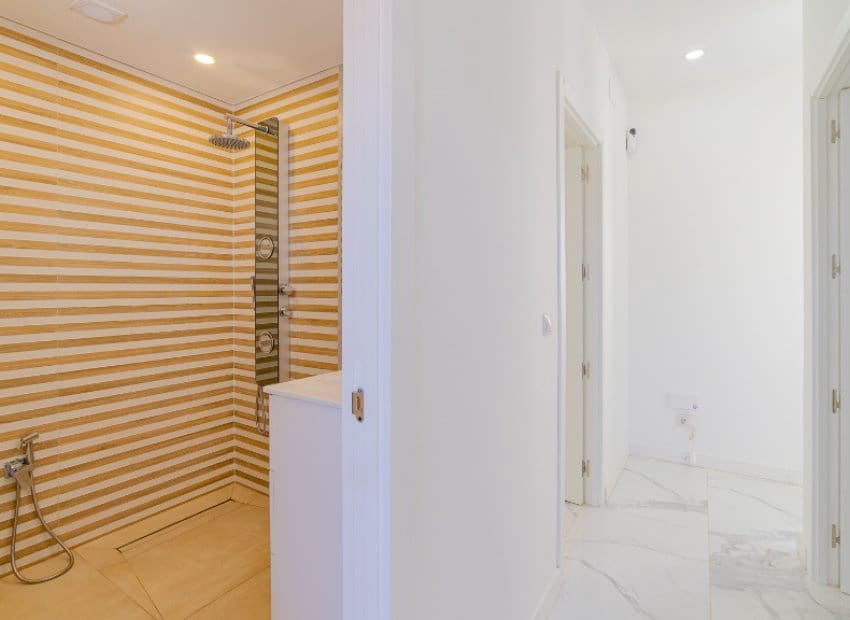 6 slaapkamer Villa te koop in Los Balcones met zwembad - € 890.000 (Ref: 9927925)