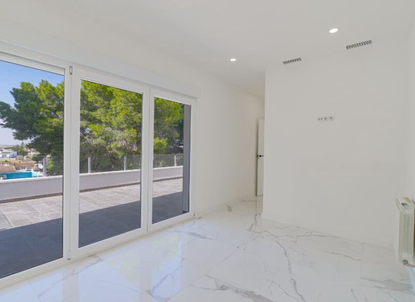 6 slaapkamer Villa te koop in Los Balcones met zwembad - € 890.000 (Ref: 9927925)