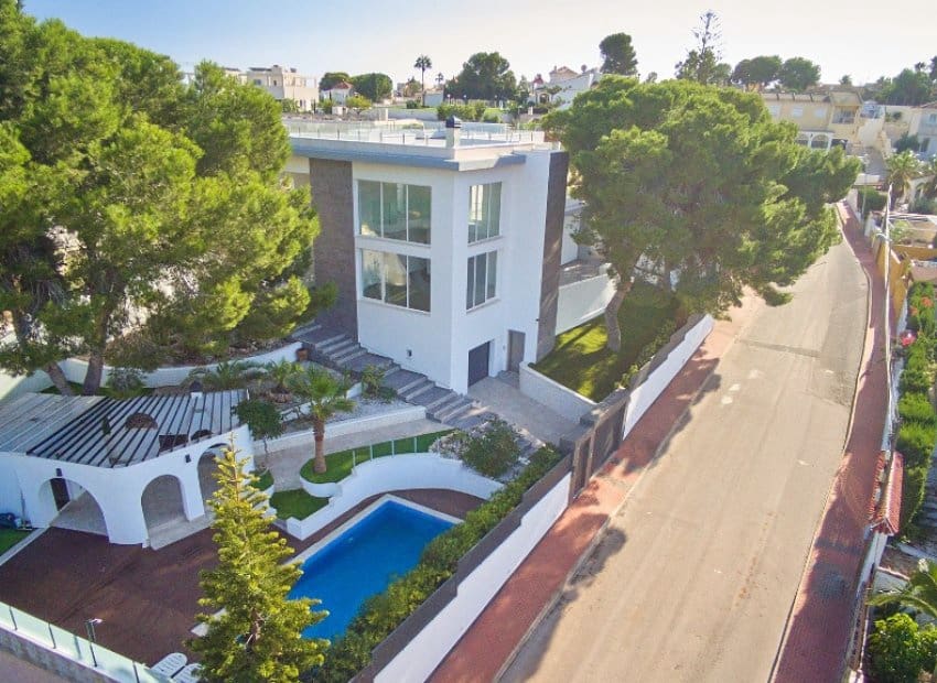 6 slaapkamer Villa te koop in Los Balcones met zwembad - € 890.000 (Ref: 9927925)