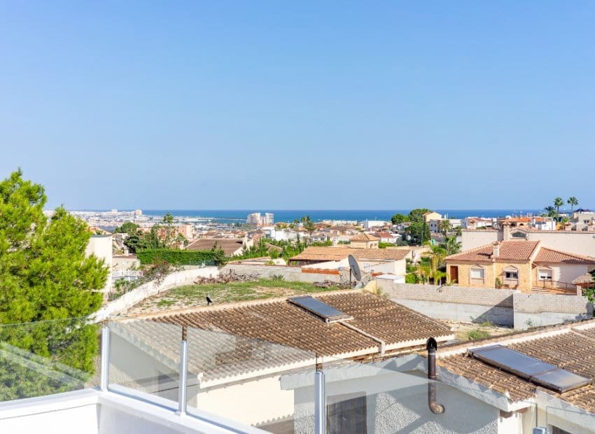 6 slaapkamer Villa te koop in Los Balcones met zwembad - € 890.000 (Ref: 9927925)