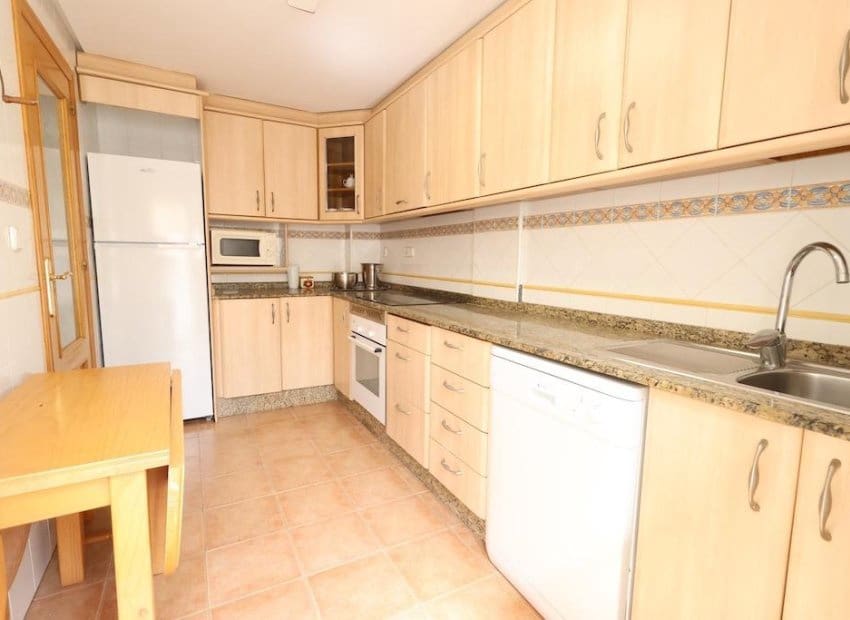 3 soverom Hus til salgs i Orihuela Costa med svømmebasseng - € 390 000 (Ref: 9927926)