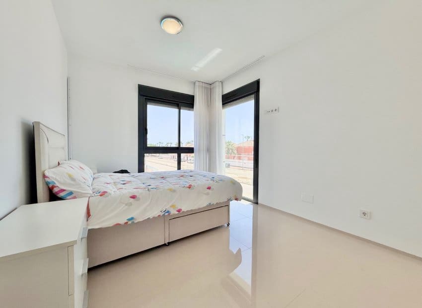 4 bedroom Villa for sale in Dona Pepa with pool - € 525,000 (Ref: 9932423)