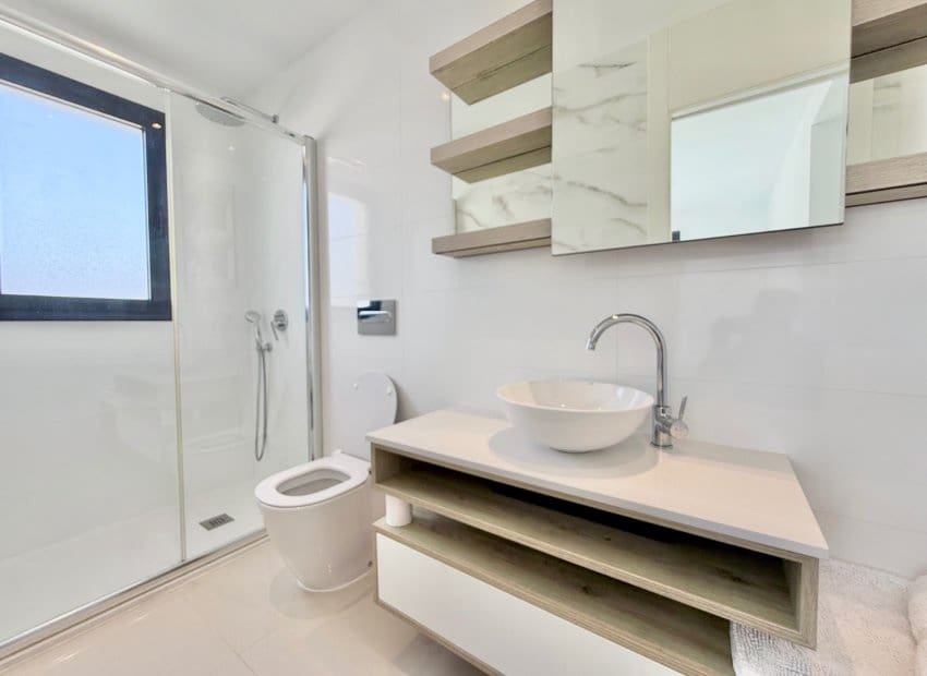 4 bedroom Villa for sale in Dona Pepa with pool - € 525,000 (Ref: 9932423)