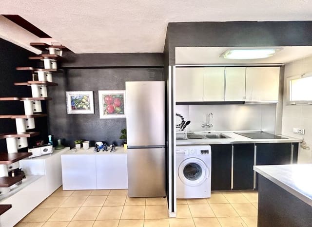 1 chambre Appartement à vendre à La Veleta, Torrevieja - 159 900 € (Ref: 9932424)
