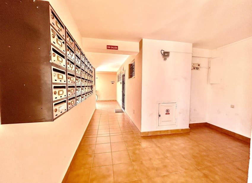 1 slaapkamer Appartement te koop in La Veleta - € 159.900 (Ref: 9932424)