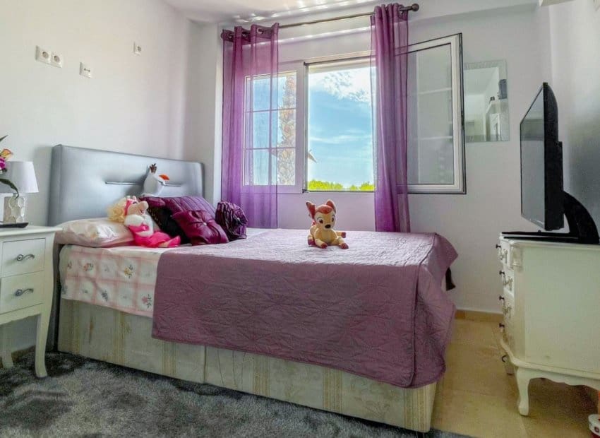 4 quarto Casa em Banda para venda em Orihuela Costa com piscina - 295 000 € (Ref: 9932426)