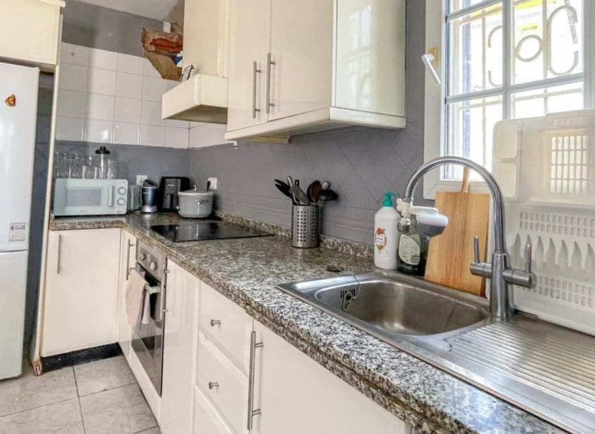 4 quarto Casa em Banda para venda em Orihuela Costa com piscina - 295 000 € (Ref: 9932426)
