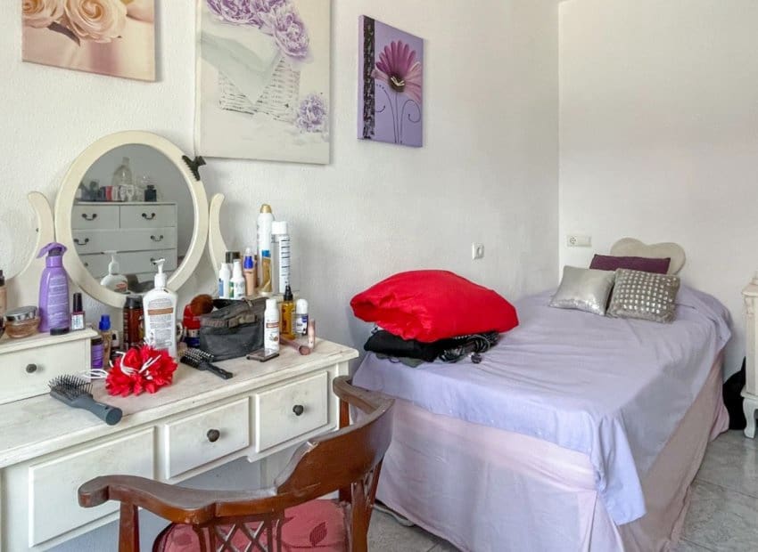 4 quarto Casa em Banda para venda em Orihuela Costa com piscina - 295 000 € (Ref: 9932426)