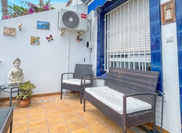 4 quarto Casa em Banda para venda em Villamartin, Orihuela com piscina - 295 000 € (Ref: 9932426)
