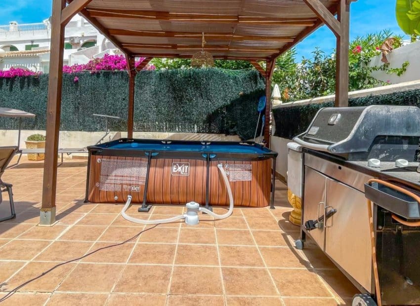 4 quarto Casa em Banda para venda em Orihuela Costa com piscina - 295 000 € (Ref: 9932426)