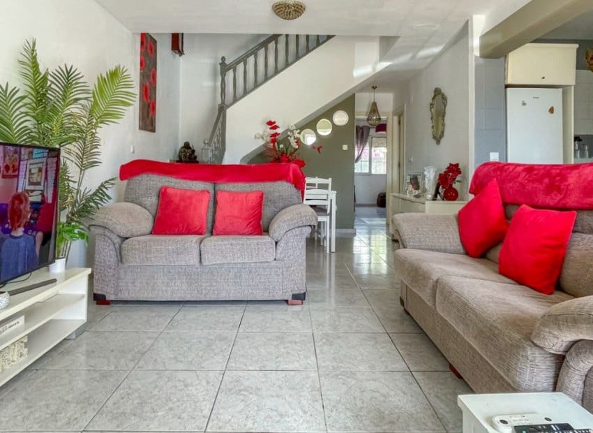 4 quarto Casa em Banda para venda em Orihuela Costa com piscina - 295 000 € (Ref: 9932426)