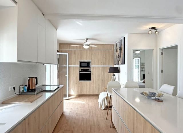 3 makuuhuone Huvila myytävänä paikassa Villamartin, Orihuela mukana uima-altaan - 424 900 € (Ref: 9932428)
