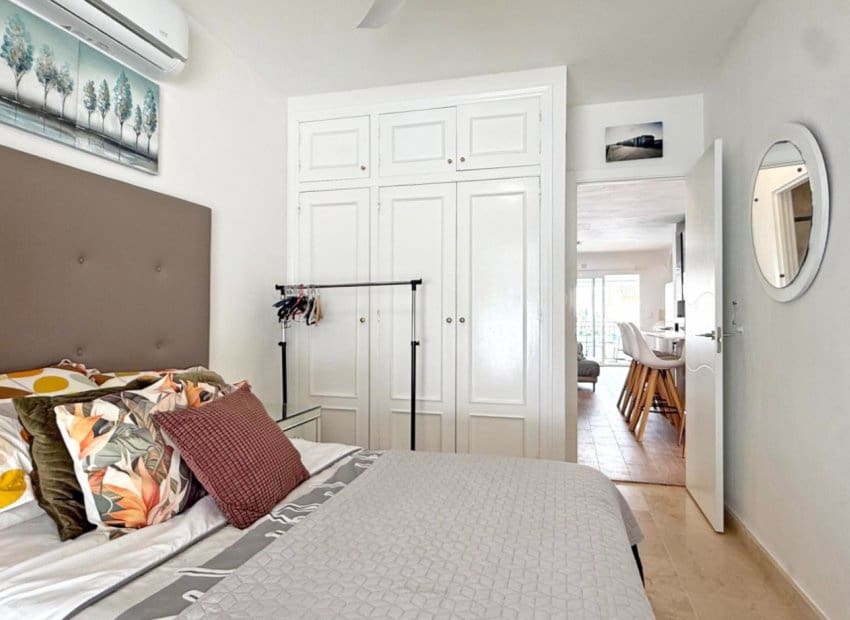 3 makuuhuone Huvila myytävänä paikassa Orihuela Costa mukana uima-altaan - 424 900 € (Ref: 9932428)