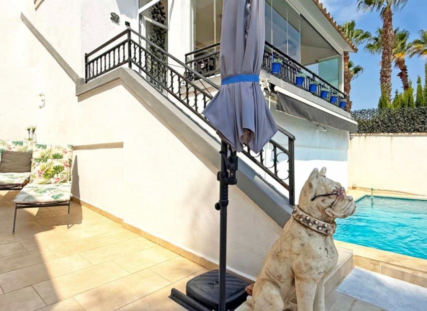 3 makuuhuone Huvila myytävänä paikassa Orihuela Costa mukana uima-altaan - 424 900 € (Ref: 9932428)