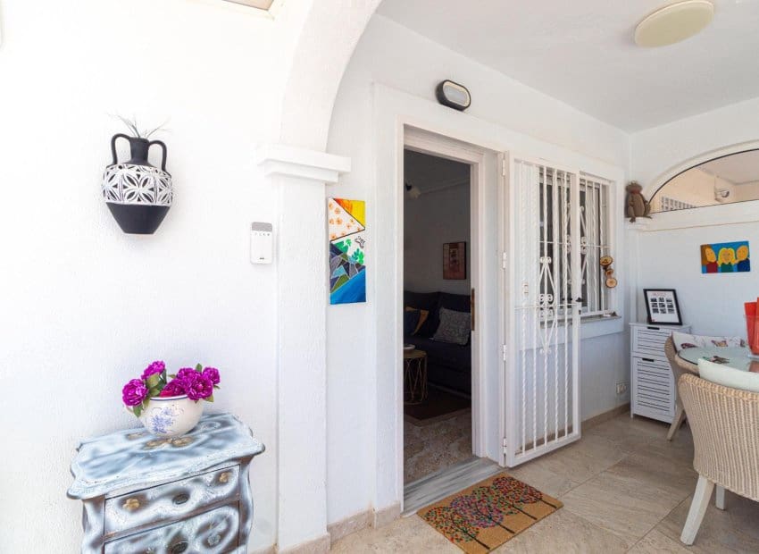 2 soveværelse Byhus til salg i Orihuela Costa med swimmingpool - € 229.000 (Ref: 9932429)